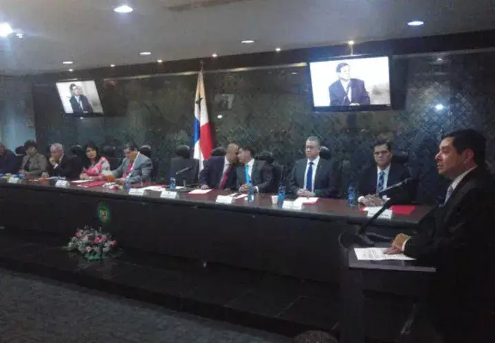 Comisión de Credenciales se instaló hoy 