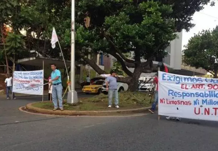 En el 2014 los trabajadores protestaron por incumplimiento de pagos  (foto Telemetro)