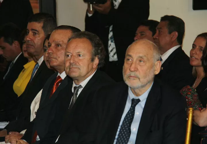 La renuncia de Stiglitz y Pieth "cae muy mal, porque es inoportuno/Cortesía.