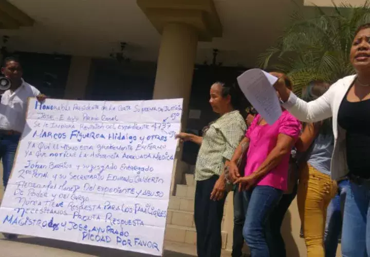 Protesta en la Corte 