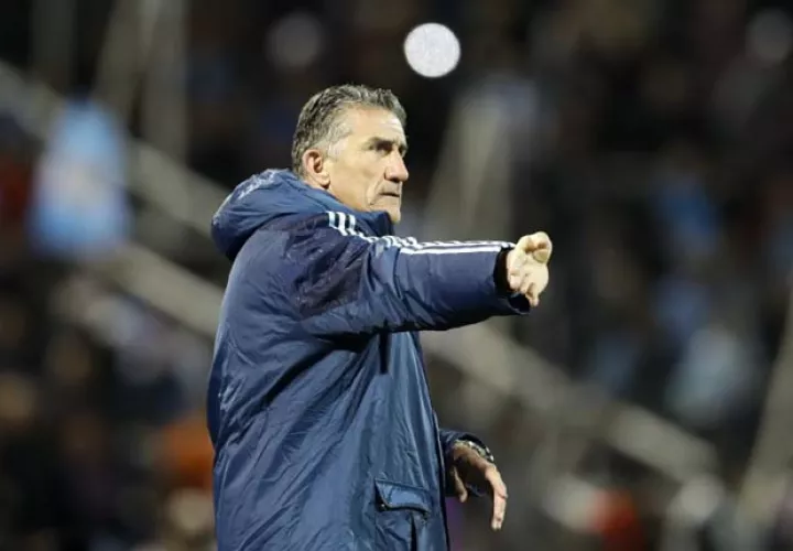 Edgardo Bauza debutó con la selección de Argentina con un triunfo ante Uruguay. /Foto AP