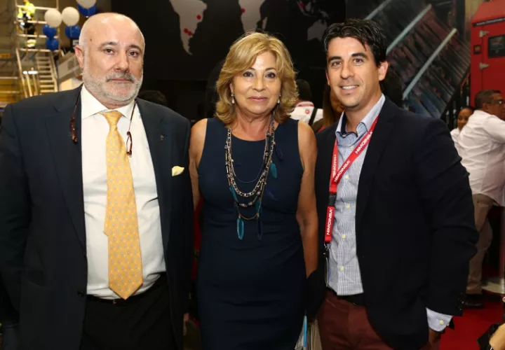 5. Luis Silio, María Del Mar Montiel y Fernando Calle.