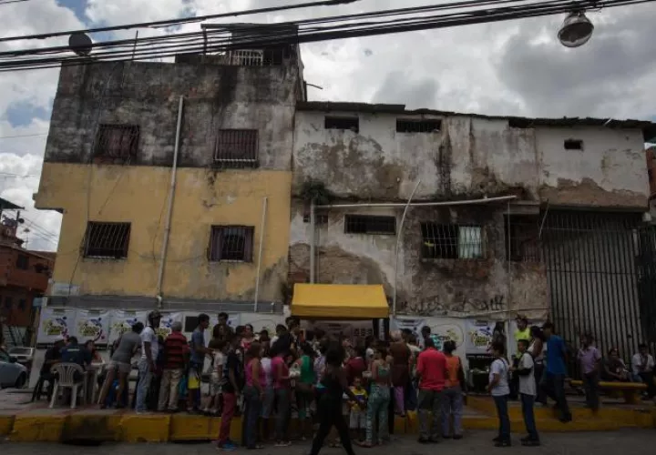 América Latina está en un momento clave para cambiar la forma de pensar, trabajar y compartir, advierte experto. /Foto EFE