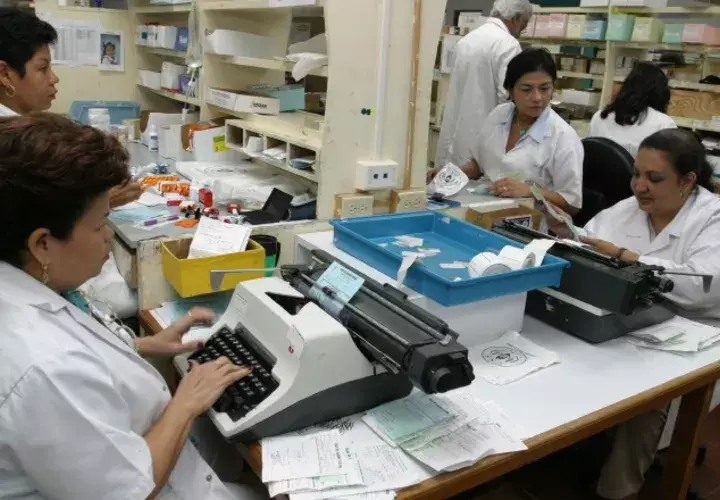 La Caja de Seguro Social estima que para el próximo año se despacharán 18 millones de medicamentos a los asegurados. /Foto Archivo
