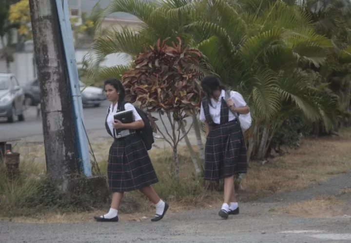 Apede recomendó proponer mejoras a la calidad de educación. /Foto Archivo