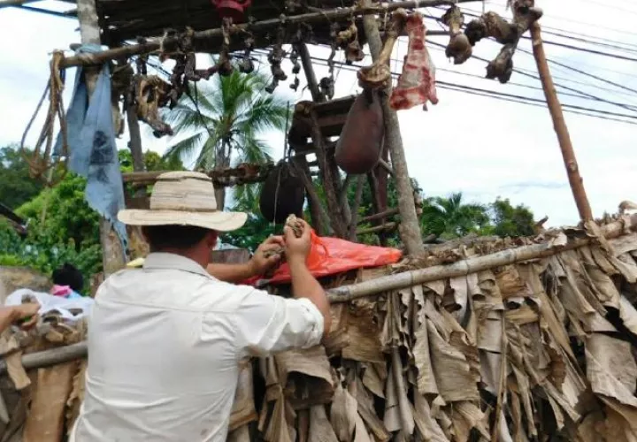 Costumbres y tradiciones campesinas en las alegorías. /Foto Zenaida Vásquez