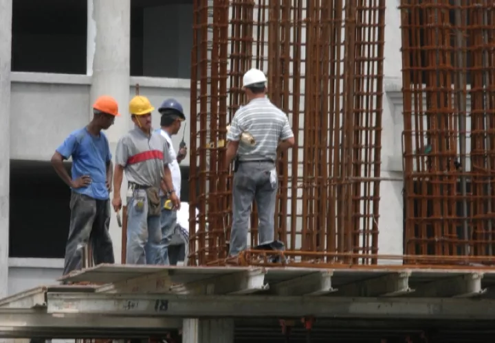 En construcción y servicios, empleadores reportan favorables Expectativas Netas de Empleo de +13%. /Foto Archivo 