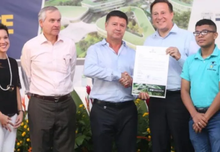 Cercanía con el poder: La última obra encargada a Meco fue la construcción del Instituto Técnico Superior del Este por 200 millones de dólares. El empresario ha mantenido mucha cercanía con el mandatario  Juan Carlos Varela.