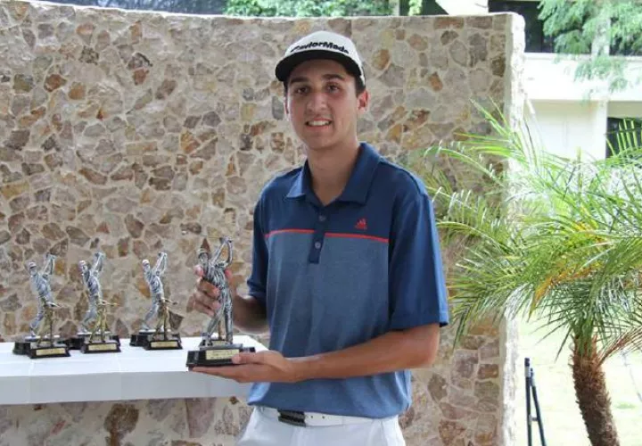 Raúl Carbonell, en una premiación anterior. /Foto Cortesía