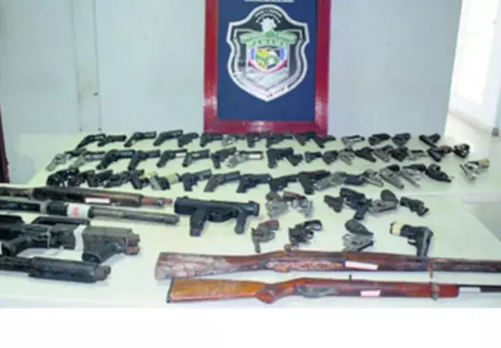 Pese a prohibir importaciones de armas hay un mercado negro que suple