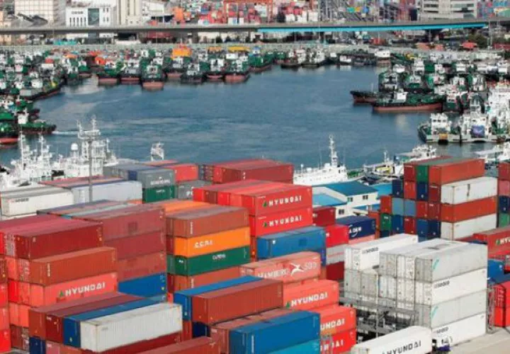  Unos 90 barcos de la naviera han sido inmovilizados en aguas de todo el mundo.