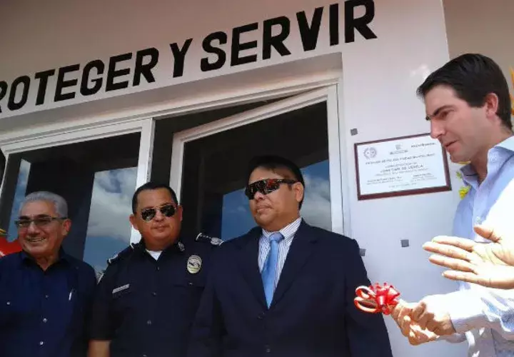 Inaugura sub estación policial. Foto: Eric A. Montenegro