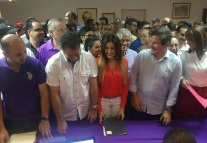 Panameñistas presentan postulaciones 