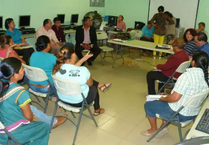 Productiva reunión. Foto: Thays Domínguez 