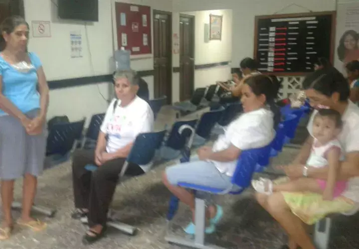 Deficiente atención. Foto: Zenaida Vásquez 