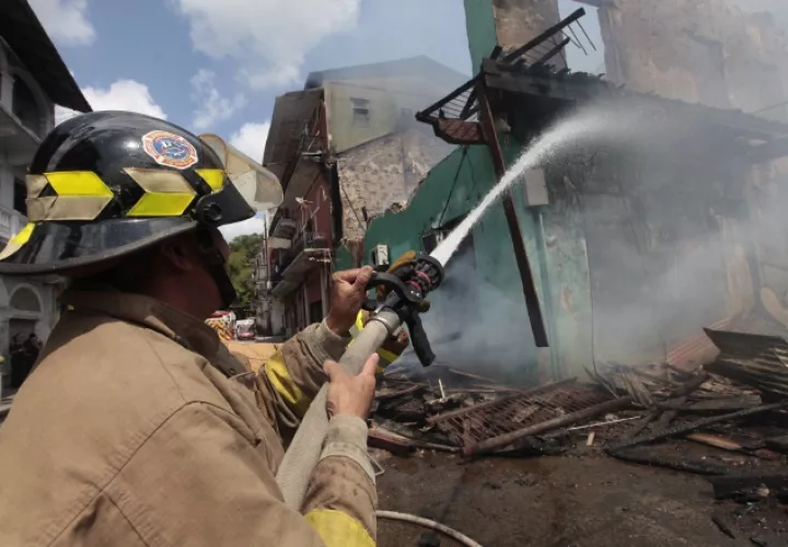 El 80% del producto del impuesto será destinado a  materiales y equipos para los bomberos. /Foto Archivo
