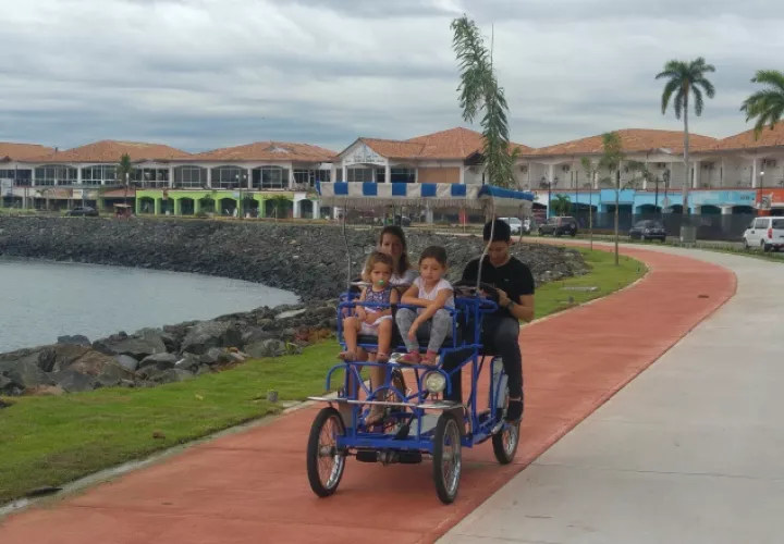 En Isla Perico operaban 16 restaurantes, pero 14 han cerrado sus puertas y solo se mantienen abiertos los de De León y Merlano. /Foto Archivo