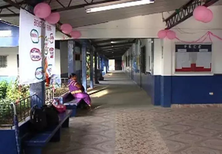 Uno de los colegios afectados. Foto: Leonardo Machuca.  