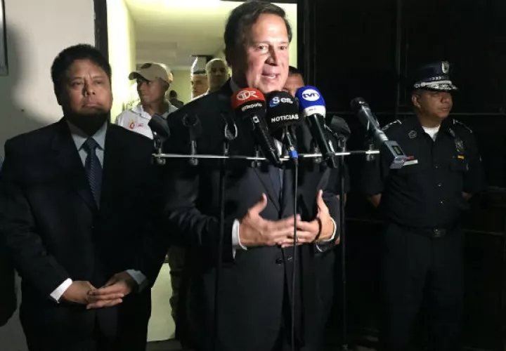 Presidente Varela a su salida de la reunión con jefes policiales en Colón 