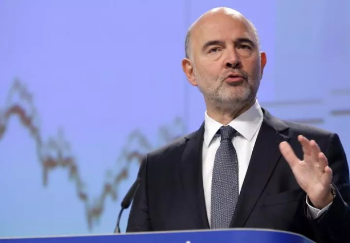 Según Pierre Moscovici, Estados Unidos es un "extraño país en el cual puedes eludir pagar un impuesto", tras las palabras de Trump. /Foto EFE