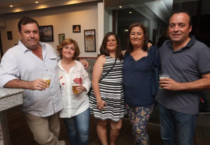 3. Rafael Cerdeño, Maribel Vidal, María José Luna, Marivi Romero y Ramón Luna.