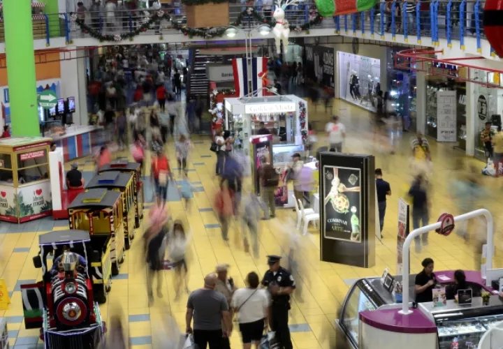 Las  rebajas oscilaron entre el 10% y el 70%, y los electrodomésticos y los artículos electrónicos fueron nuevamente  los preferidos de los compradores. /Foto Edwin González