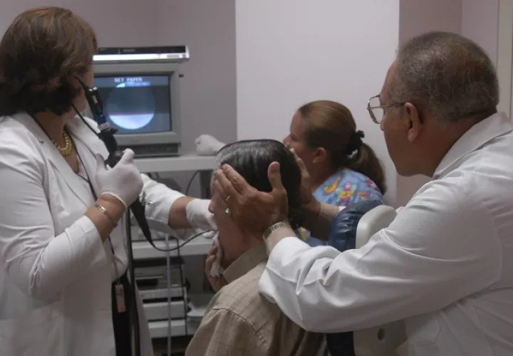 Los seguros de salud son los más usados por la crisis que hay en el sistema público. /Foto Archivo 