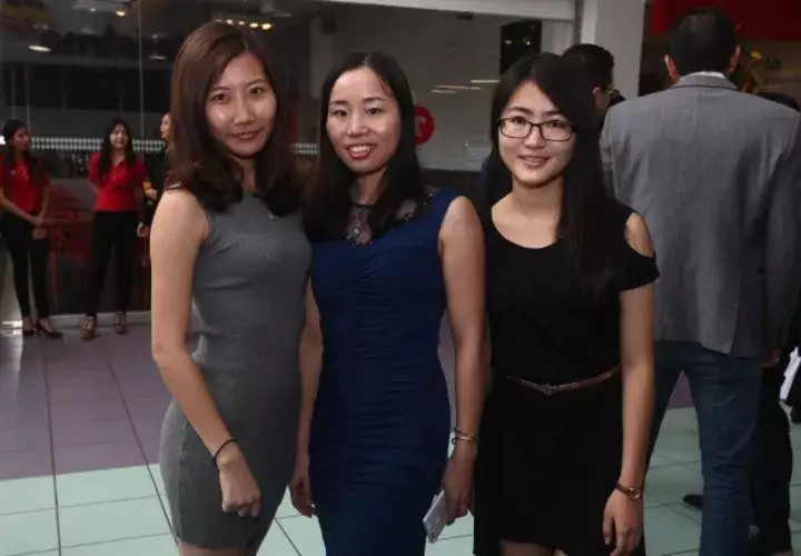 3. Cindy Xu, Fanny Wu e Ivy Zhong.