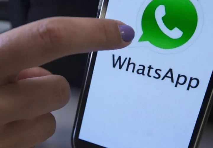 En agosto de 2016 WhatsApp actualizó condiciones de uso y su política de confidencialidad. /Foto EFE