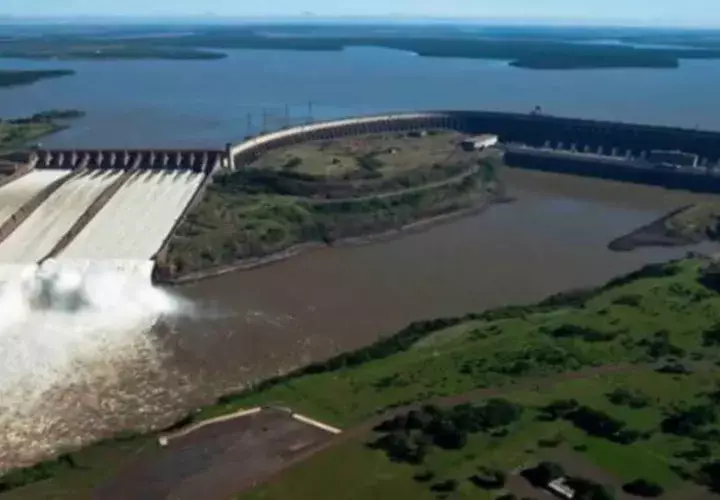 Superó el récord mundial de generación de energía en un año. Itaipú
