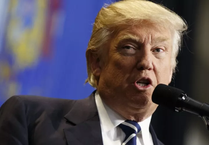 Donald Trump ha hecho varios comentarios en su cuenta de Twitter sobre diversos temas. /Foto AP