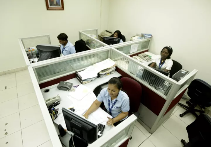 Frente a este aumento, todavía hay educadores panameños que aún no han cobrado sus salarios. /Foto Archivo.