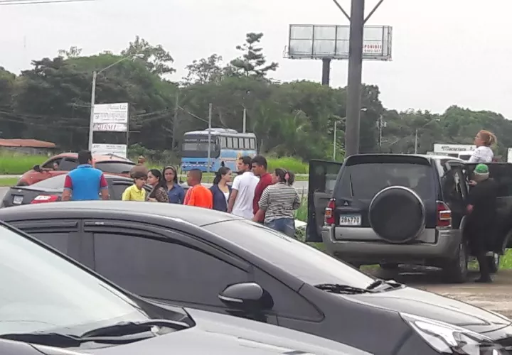 Familiares y amigos de Margarita Henríquez en Sistema Penal, en Penonone.