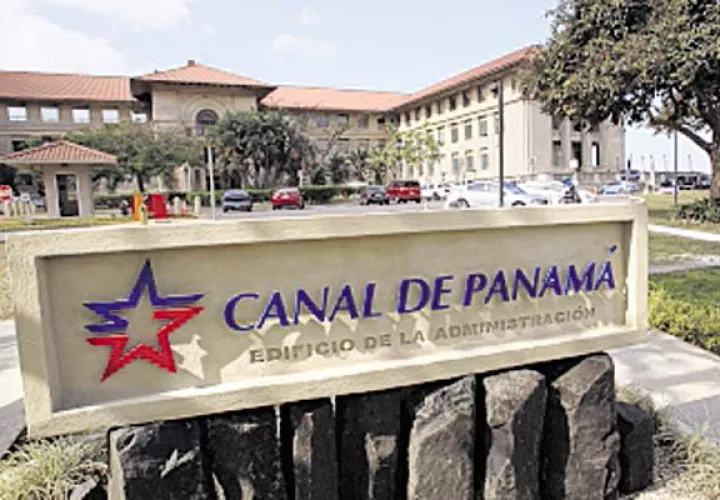 Sindicatos muestran descontento  contra el administrador del Canal