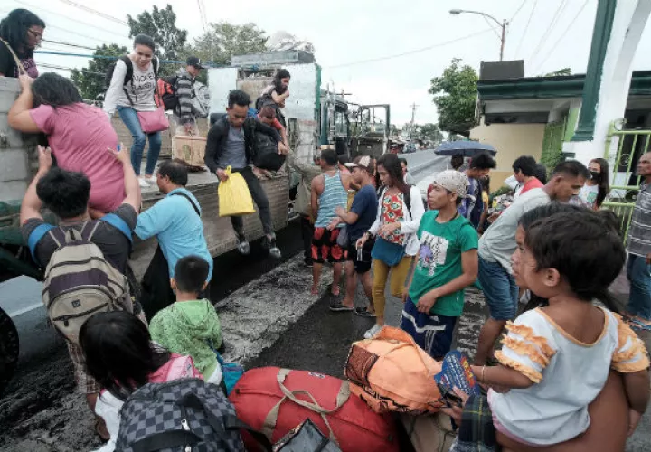 Se declaró estado de alerta en varias provincias. Foto/ EFE