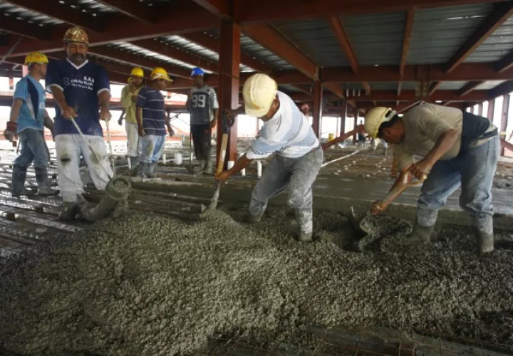 Grandes obras en el país están paralizadas. Archivo