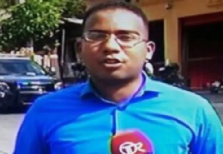 ¡Ayúdenlo!