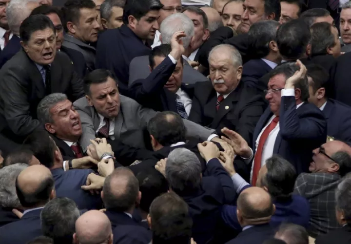 Los parlamentarios no se ponen de acuerdo. /Foto AP