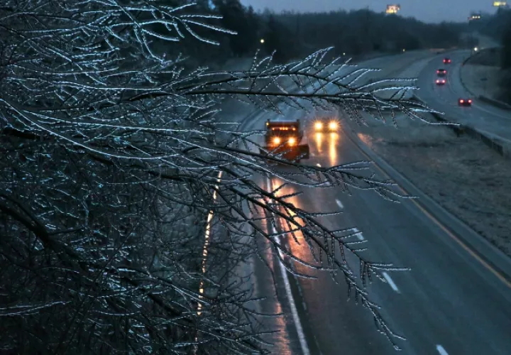 Se han registrado varios accidentes de carretera. AP