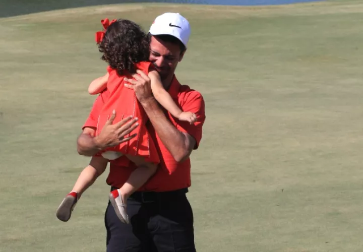 Miguel Ordóñez tuvo rondas de  67, 76, 68 y 73 en el torneo. Anayansi Gamez