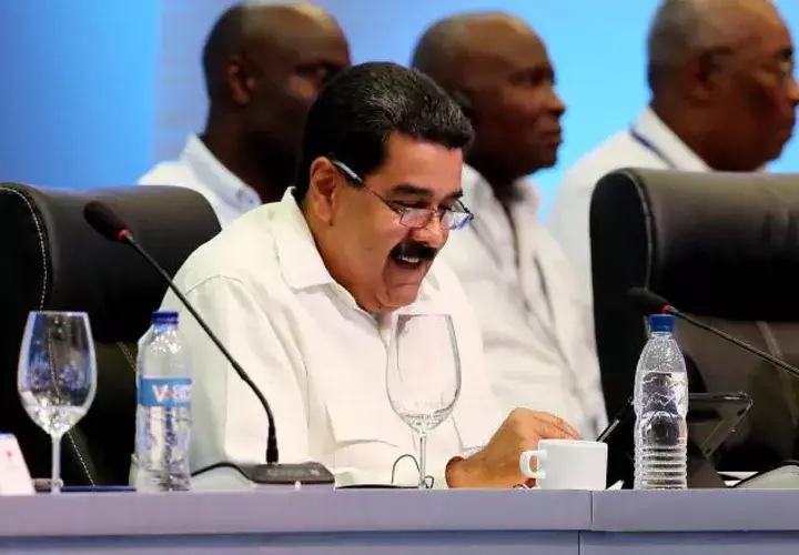 Aseguran que no habrá cambios mientras no salga Maduro EFE