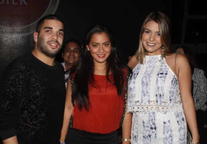 5. Rómulo Forero, María Juliao y Amanda Sánchez.