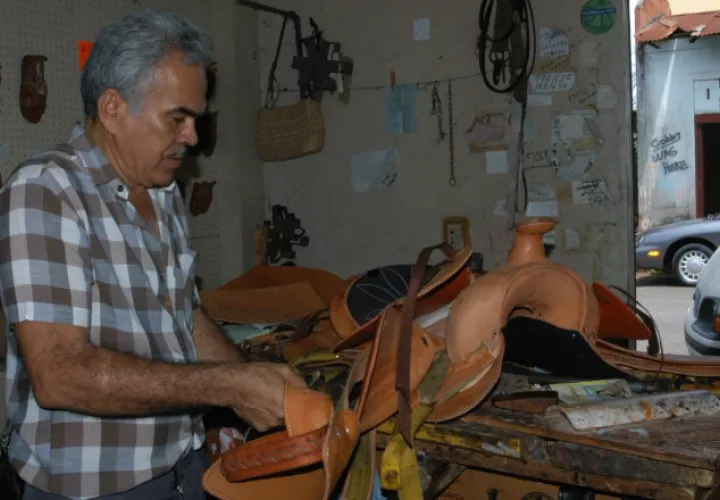 Se hace, entonces, imperante el implementar políticas públicas que apoyen al emprendedor y motiven el emprendimiento, señala el Centro Nacional de Competitividad. Archivo
