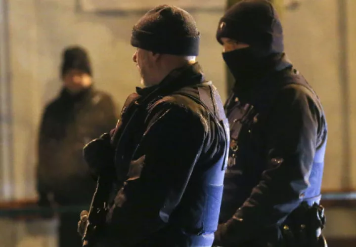 La Policía nacional ha realizado los registros a petición de la Fiscalía de Bruselas. FOTO/AP