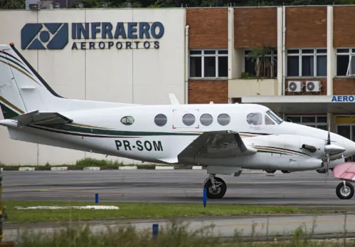 Este es el tipo de avioneta en la que al menos tres personas murieron en un accidente que le costó la vida al juez de la Corte Suprema de Brasil Teori Zavascki. FOTO/EFE
