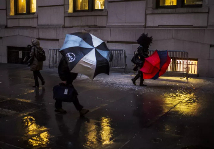 El Servicio Meteorológico Nacional había advertido que el sistema podría ser una de las tormentas más fuertes de los últimos años. FOTO/AP
