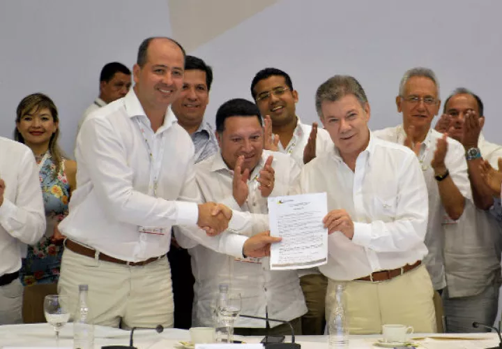 Presentación del Acuerdo de Paz a los alcaldes colombianos. 
