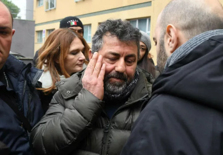 Alessio Feniello, padre de Stefano, uno de los desaparecidos. Foto/ EFE