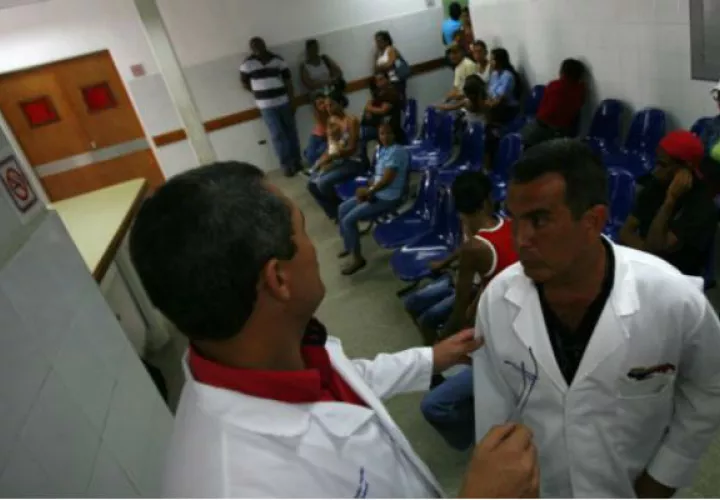 Médicos cubanos. Foto/ EFE