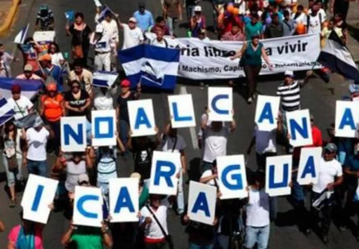 Se han llevado a cabo más de 80 marchas contra el proyecto canalero en los últimos dos años. FOTO/EFE